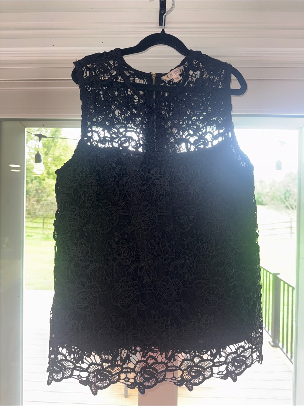 Black Floral Lace Sleeveless Tank Size S